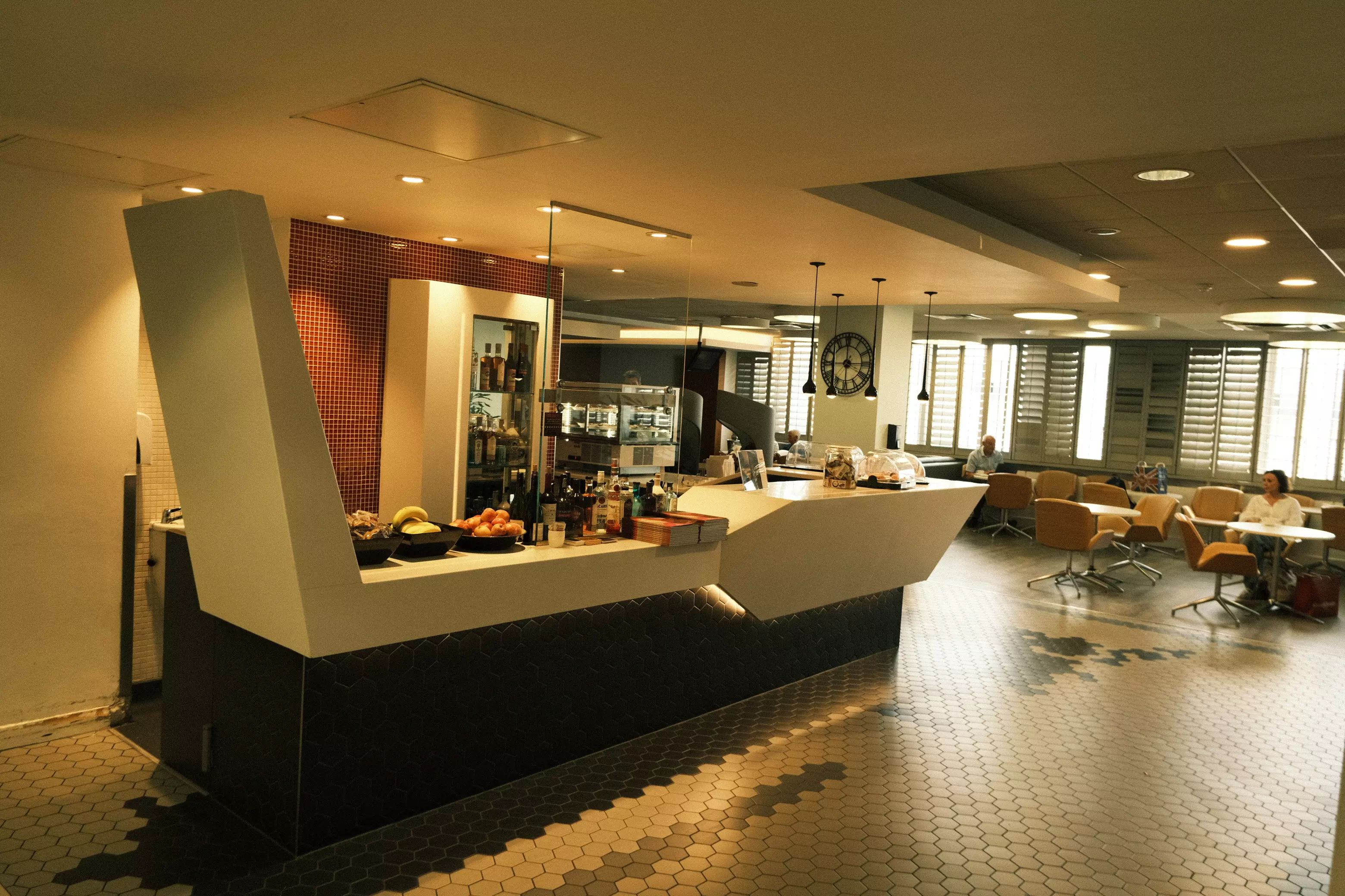 Euston Lounge food and drink counter