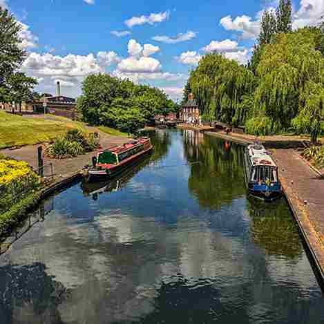 Trains from London to Wolverhampton Avanti West Coast