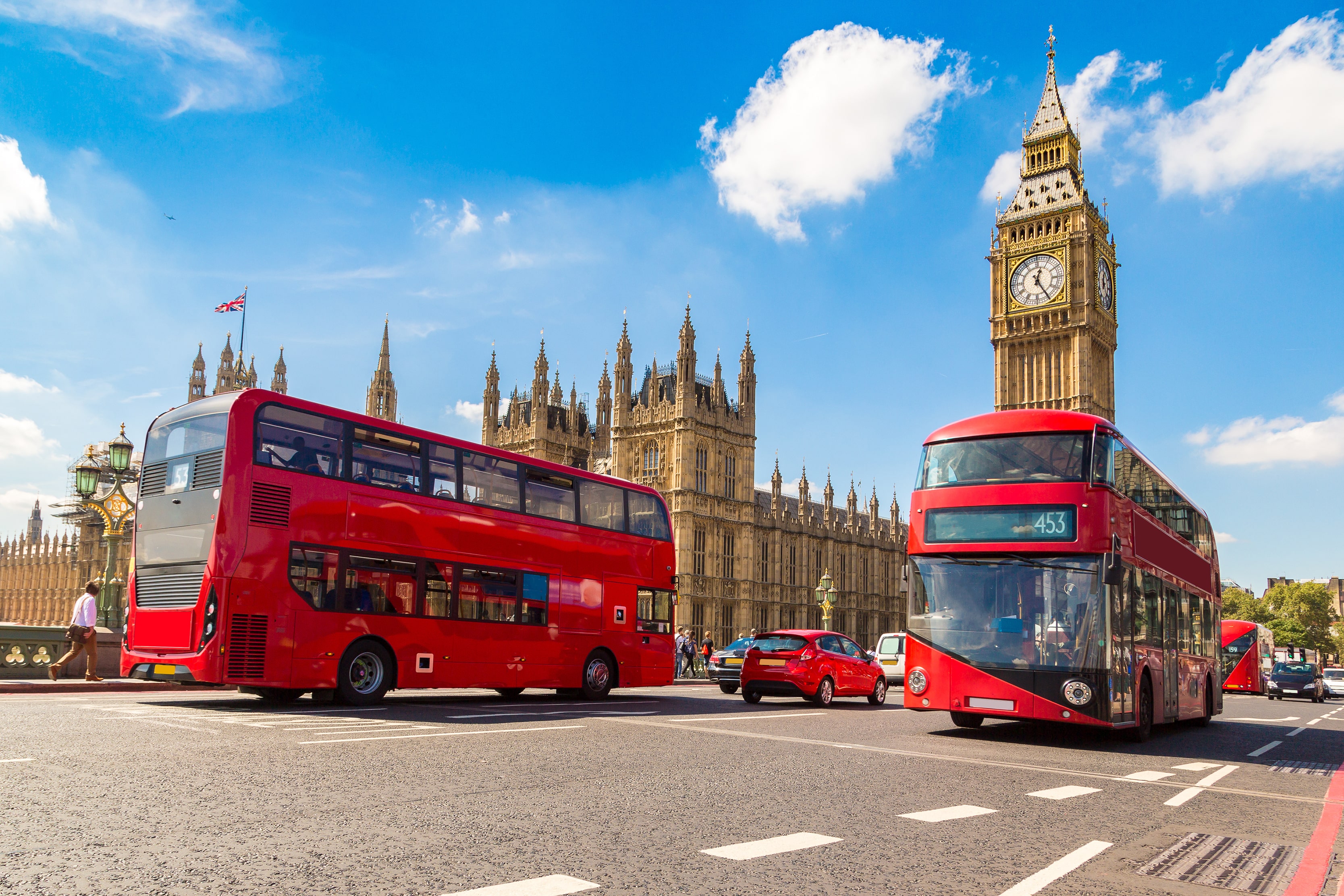 How to travel cheapest in London?